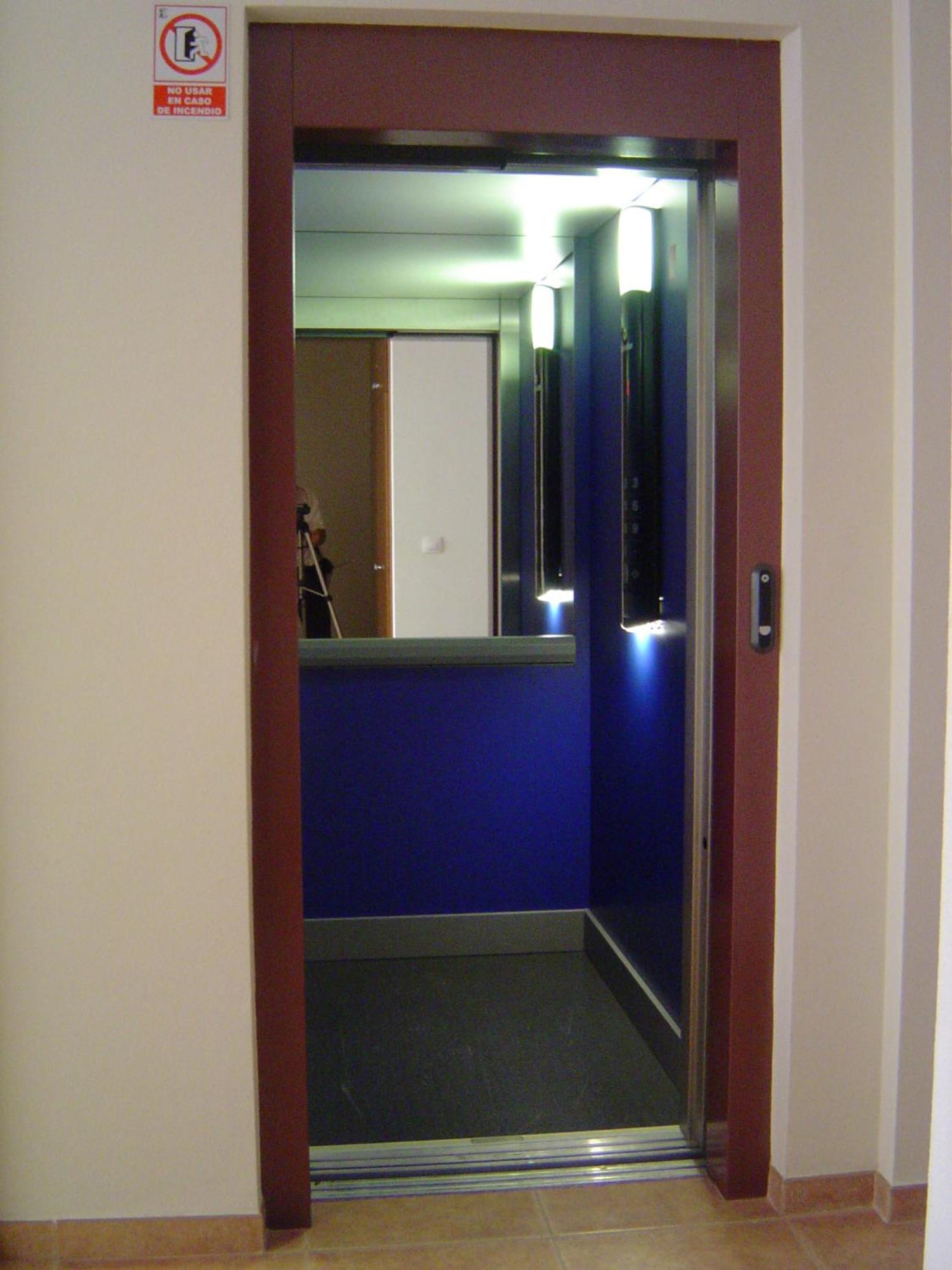 Hostal El Estudio Almansa Bagian luar foto